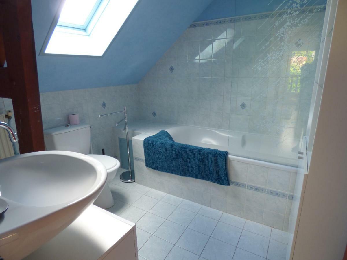 Gite Le Petit Chalet Avec Parking Gratuit Etretat Ngoại thất bức ảnh